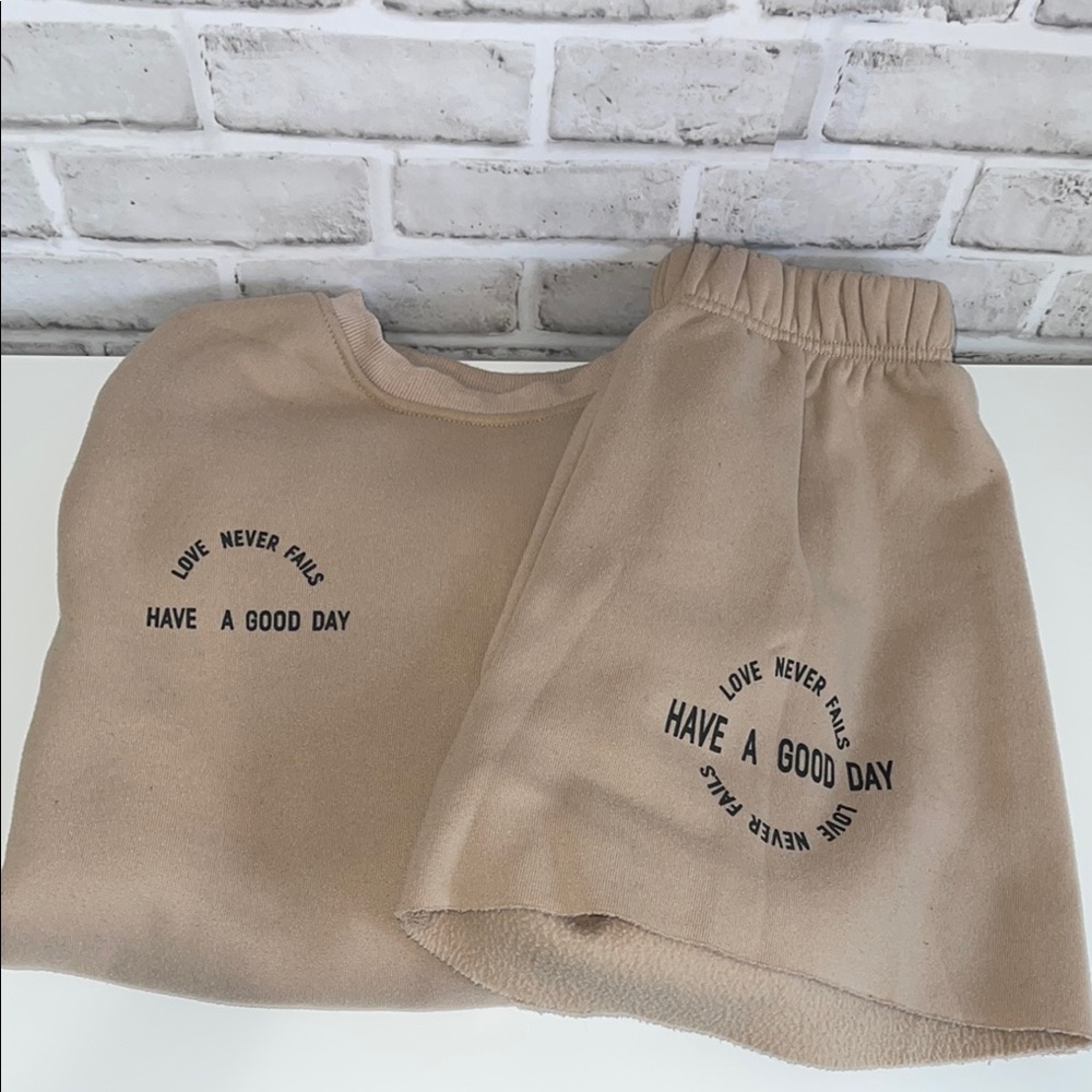✨Beige Crew Neck and Shorts with Black Text Set Size M✨